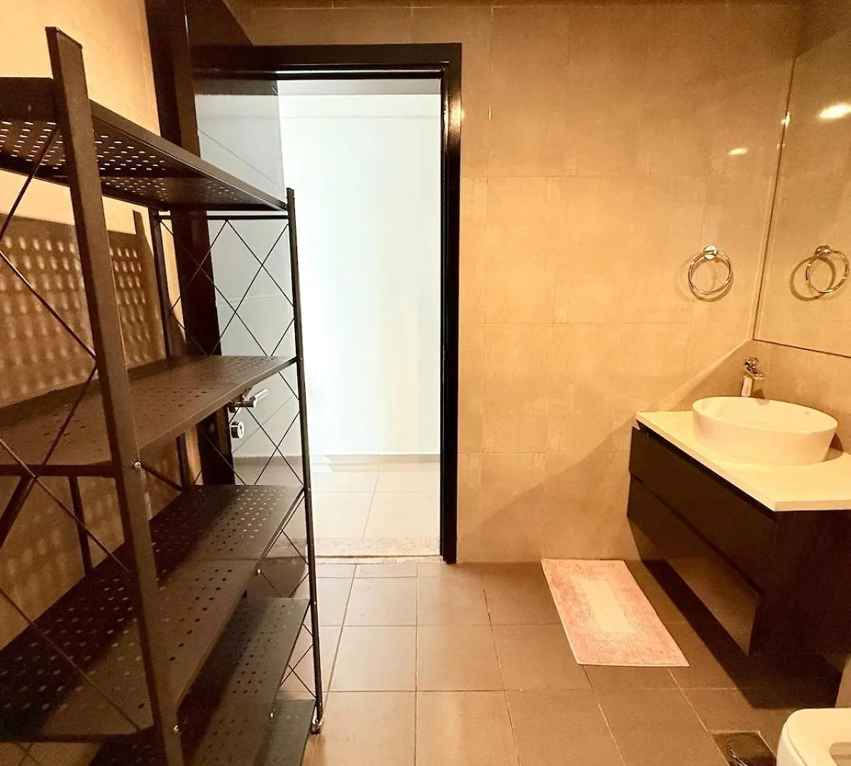 דובאי Damac Merano Lux 2 Bedroom 3 Baths 0*,