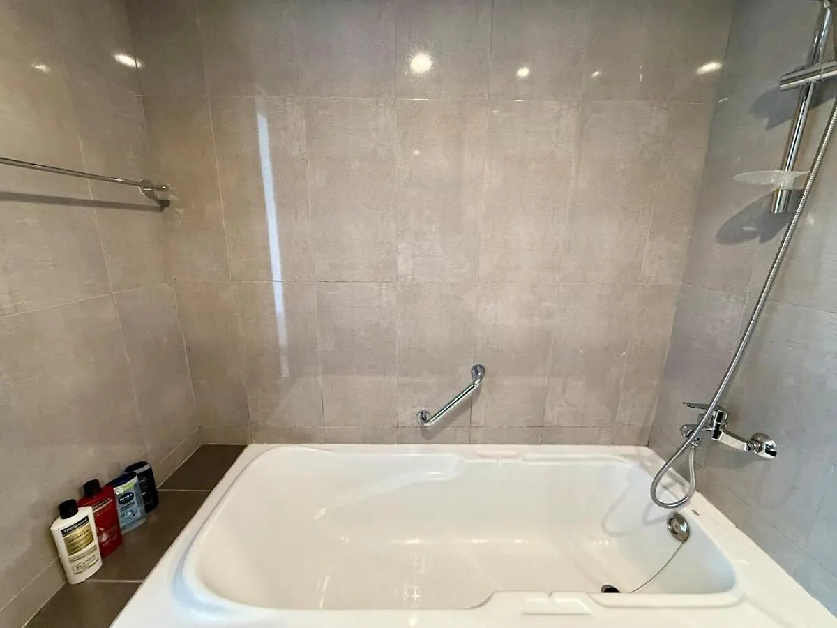 דובאי Damac Merano Lux 2 Bedroom 3 Baths דירה